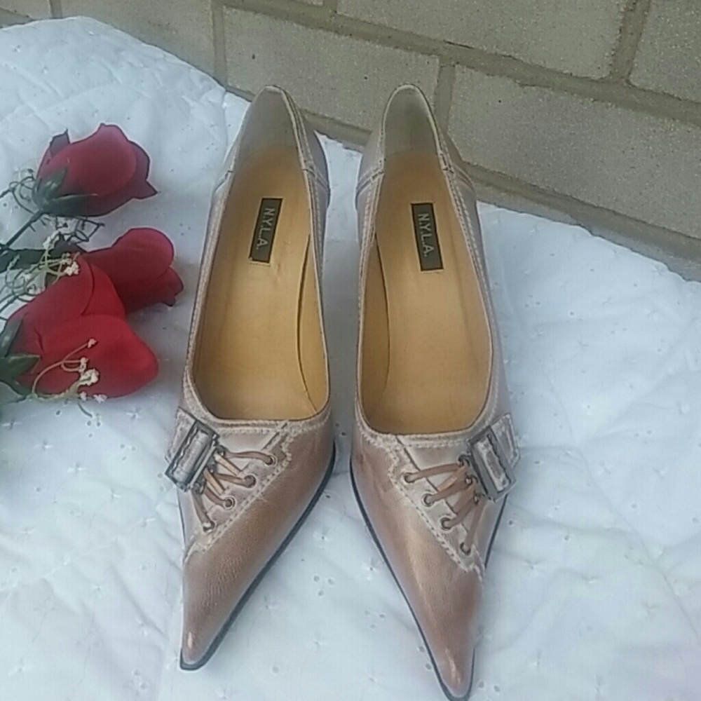 COPY - NYLA pointy toe classic heels party stilettos 8B